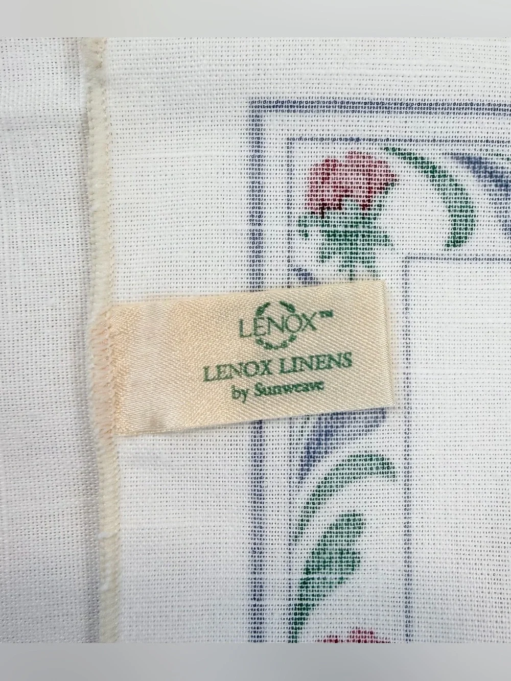 (VTG) LENOX LINENS BY SUNWEAVE • 1989 Floral Cloth Napkins, Set of 2